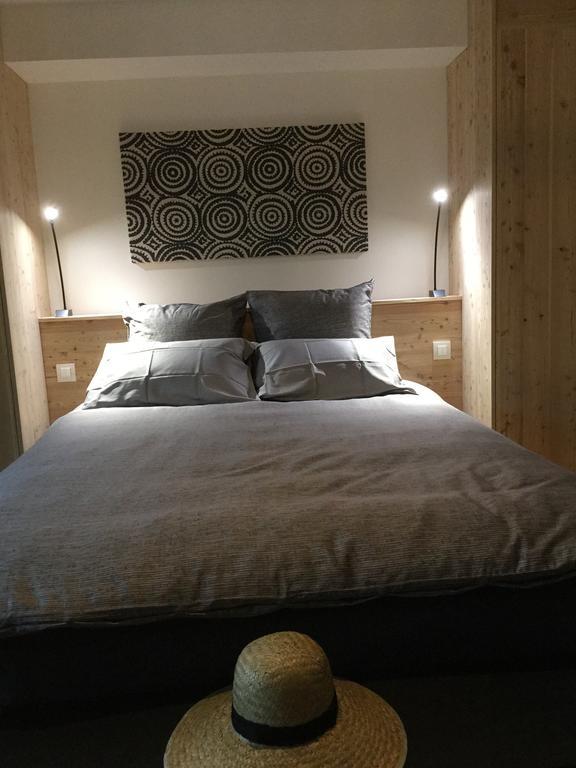 Saint-André-dʼEmbrun レ シャンブル ドレル Bed & Breakfast 部屋 写真