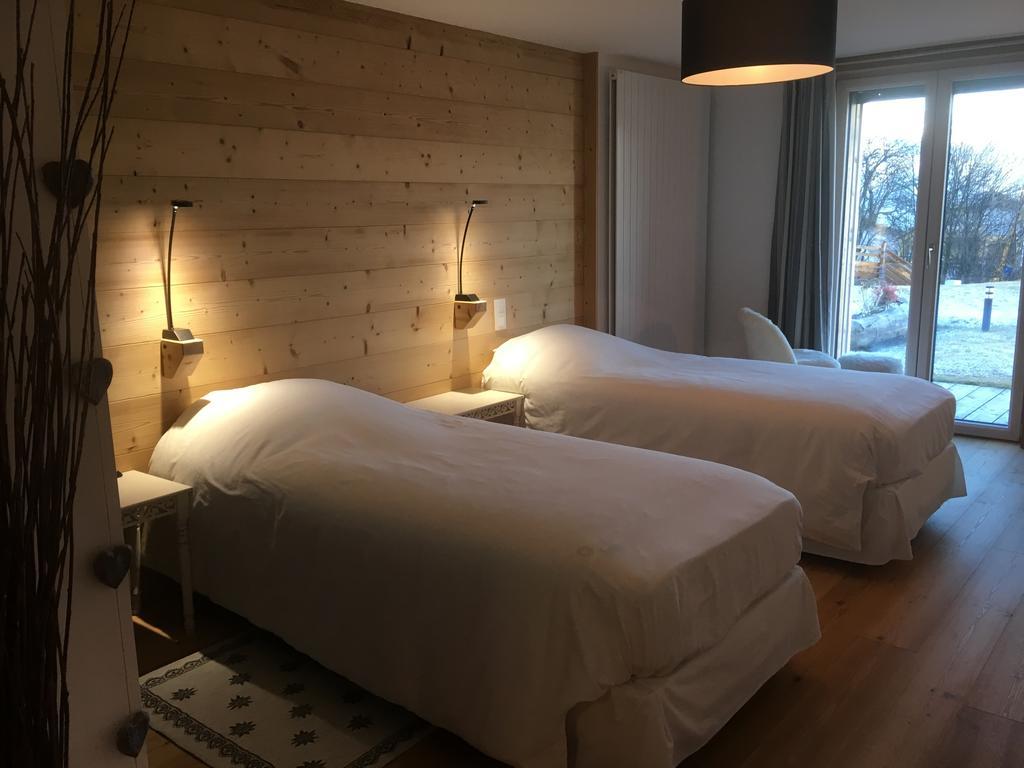 Saint-André-dʼEmbrun レ シャンブル ドレル Bed & Breakfast エクステリア 写真