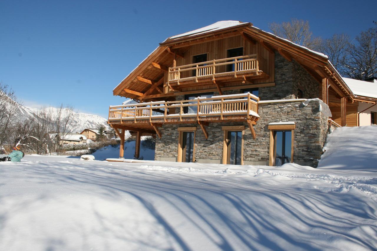 Saint-André-dʼEmbrun レ シャンブル ドレル Bed & Breakfast エクステリア 写真